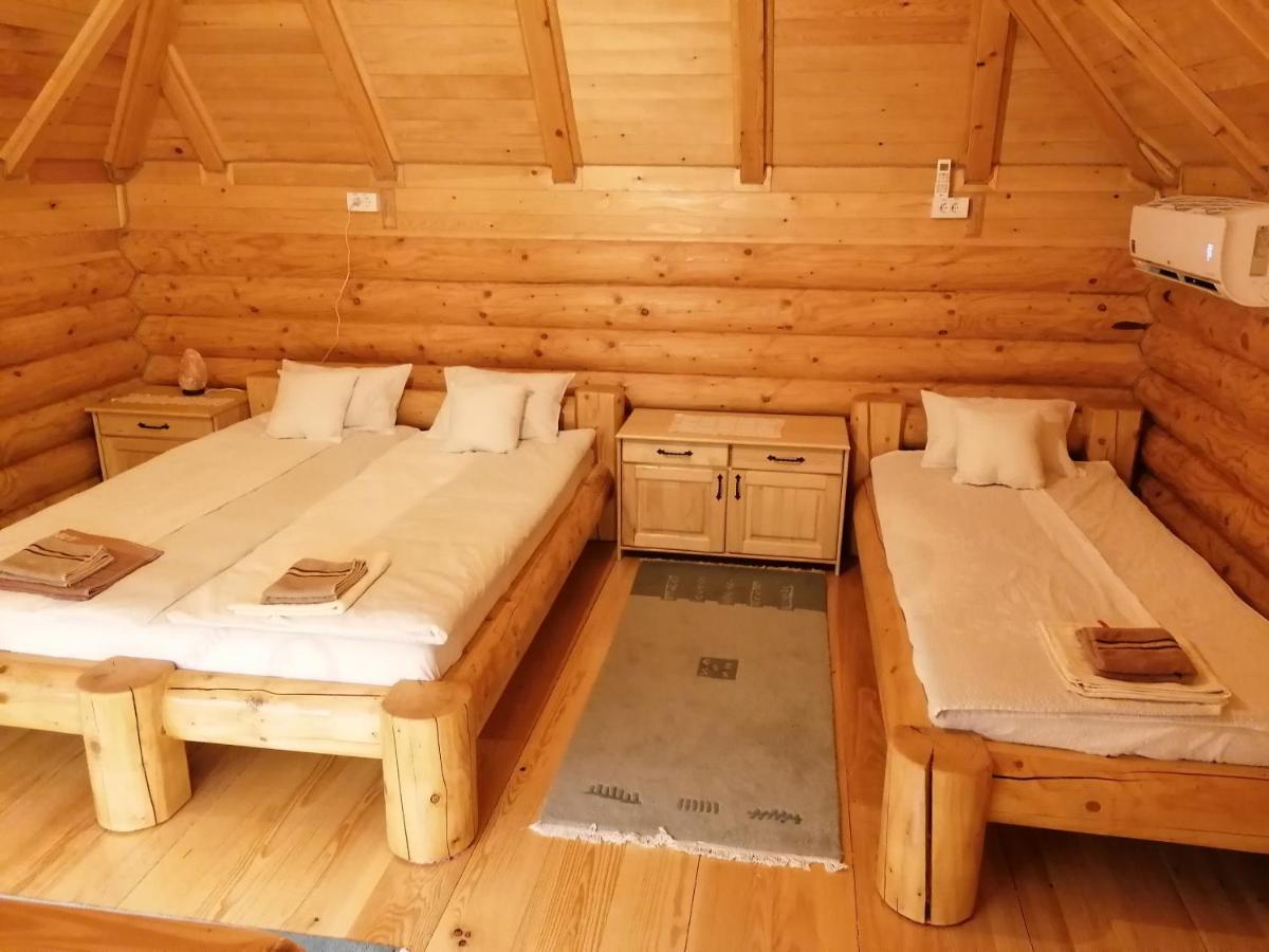 Apartmani Zuti Leptir Vrdnik Buitenkant foto